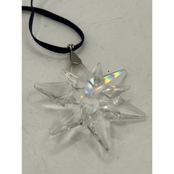 Swarovski Rockefeller Center 2005 Little Star Crystal Christmas Ornament - Picture 3 of 5